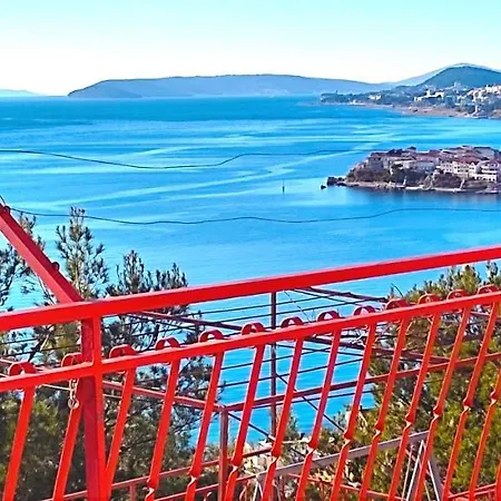 Amazing View * Podstrana