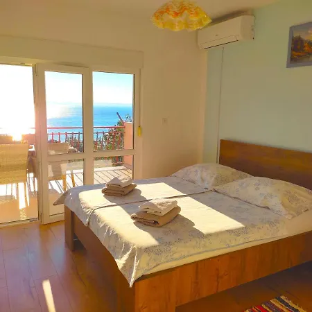 Amazing View Podstrana