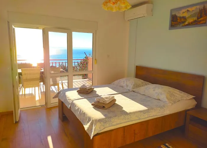 Amazing View بودْسْتغانا